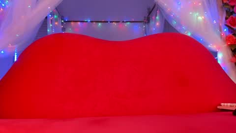 Snapshot of siren666 chatting on 02.01.25 Syryn online show from 02.01.25