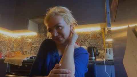 Snapshot of sirena2025 chatting on 09.15.25 sirena2025 online show from 09.15.25