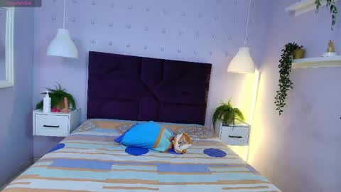 Snapshot of sirenyrouss chatting on 05.31.26 sirenyrouss online show from 05.31.26