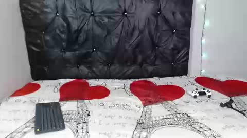 Snapshot of sirryant chatting on 09.24.25 SIR RYANT online show from 09.24.25