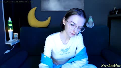 Snapshot of sirshamor chatting on 12.20.24  SirshaMor   online show from 12.20.24