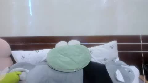 julila online show from 12.23.25