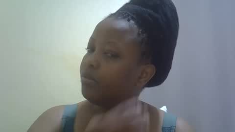 Snapshot of sisibrown97 chatting on 04.18.26 brown online show from 04.18.26