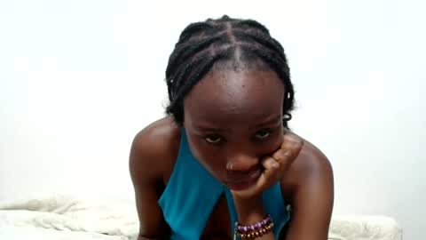 Snapshot of sismile chatting on 03.07.26 shannie online show from 03.07.26