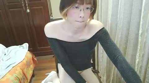 Snapshot of sissy_ada chatting on 12.15.25 Sissy Ada online show from 12.15.25