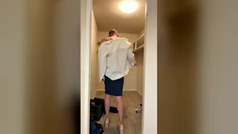 SissyMiles online show from 12.15.25