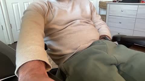 Snapshot of sissytraining2 chatting on 01.29.25 sissytraining2 online show from 01.29.25