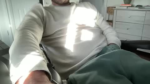 Snapshot of sissytraining2 chatting on 02.10.25 sissytraining2 online show from 02.10.25