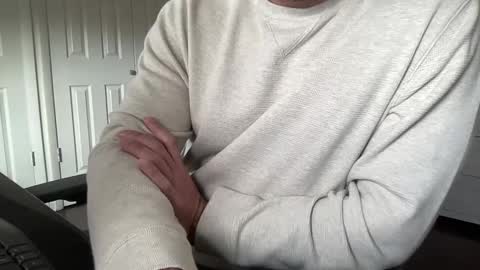 Snapshot of sissytraining2 chatting on 02.28.25 sissytraining2 online show from 02.28.25