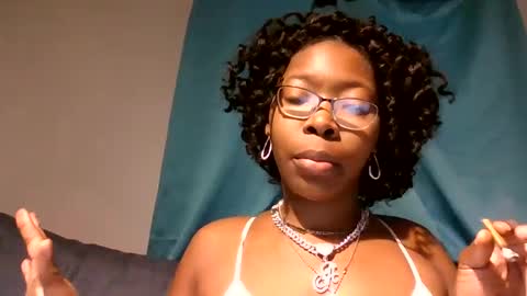 Snapshot of sista_souljagirl chatting on 01.05.25 Sista souljagirl online show from 01.05.25