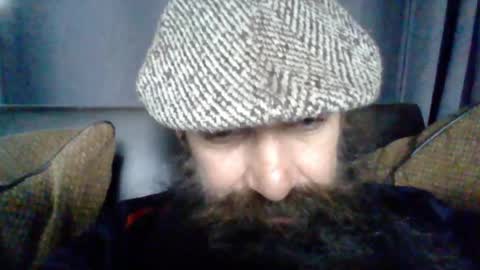 Snapshot of sitonmybeardxxx chatting on 05.16.26 sitonmybeardxxx online show from 05.16.26