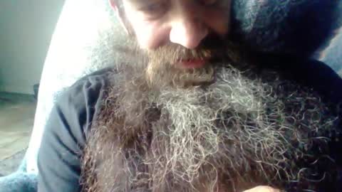 Snapshot of sitonmybeardxxx chatting on 05.29.26 sitonmybeardxxx online show from 05.29.26
