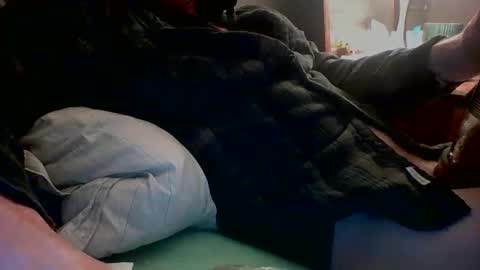 Snapshot of sitonmywhitecock chatting on 03.08.26 love2cum online show from 03.08.26