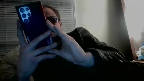 Snapshot of sitonmywhitecock chatting on 03.11.26 love2cum online show from 03.11.26