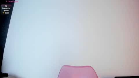 Snapshot of skarlet_miller_ chatting on 05.08.26 SKARLET online show from 05.08.26