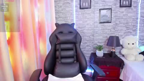 Skarleth online show from 04.14.26