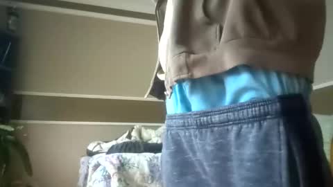 Snapshot of skater_v2 chatting on 12.20.24 Christopher online show from 12.20.24