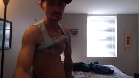 Snapshot of skater_v2 chatting on 09.19.25 Christopher online show from 09.19.25