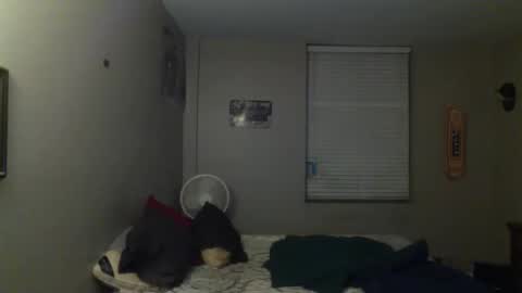 Snapshot of skater_v2 chatting on 09.28.25 Christopher online show from 09.28.25