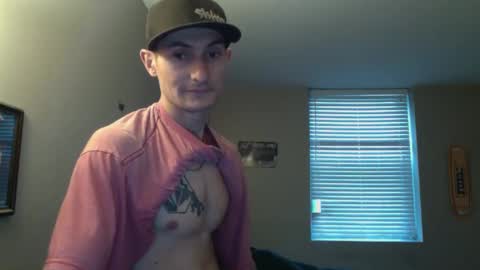 Snapshot of skater_v2 chatting on 10.07.25 Christopher online show from 10.07.25