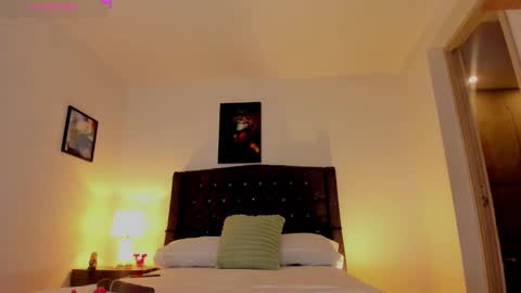 Skay online show from 10.04.25