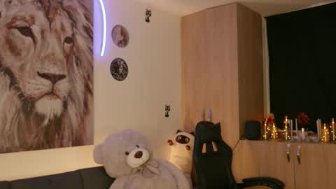 Skeete   CHRISTMAS SHOW THIS DECEMBER 24    CHECK OUT MY AMAZON LIST AND MAKE ME HAPPY  online show from 02.12.26