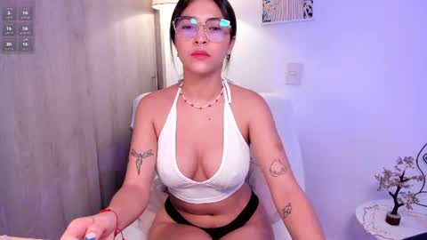 Snapshot of skeeter_cb chatting on 07.27.26 Skeete CHRISTMAS SHOW THIS DECEMBER 24 CHECK OUT MY AMAZON LIST AND MAKE ME HAPPY online show from 07.27.26