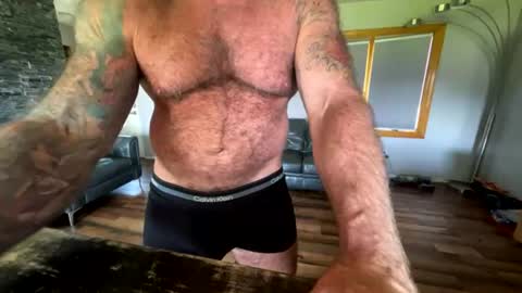 Snapshot of skimaskedbeef chatting on 07.17.26 BEEF online show from 07.17.26