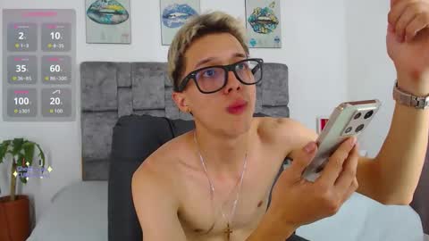 skinny_bigcock20 online show from 12.18.25