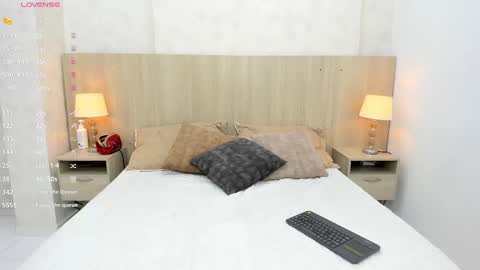 Emily Rojas online show from 09.19.25