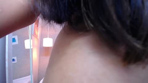 skinny_hottie18 online show from 01.10.25