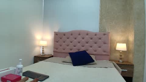 Noa online show from 12.18.25