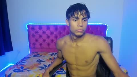 Snapshot of skinny_sam23 chatting on 04.13.26 sam online show from 04.13.26
