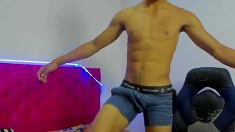 Snapshot of skinny_sam23 chatting on 05.16.26 sam online show from 05.16.26