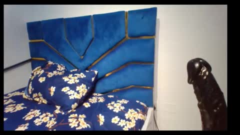 Snapshot of skinnyasssexyboobs chatting on 11.22.25 skinnyasssexyboobs online show from 11.22.25