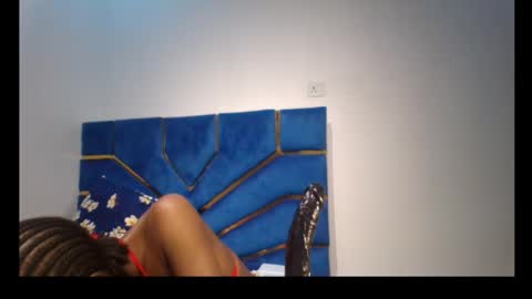 Snapshot of skinnyasssexyboobs chatting on 12.02.25 skinnyasssexyboobs online show from 12.02.25