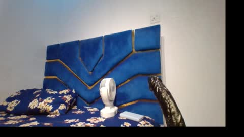 Snapshot of skinnyasssexyboobs chatting on 02.28.26 skinnyasssexyboobs online show from 02.28.26