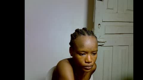 Snapshot of skinnybeauty1 chatting on 01.15.26 Linda independent model online show from 01.15.26