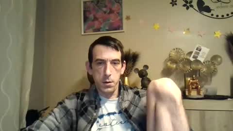 SkinnyBigCock2 online show from 02.12.25
