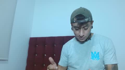 Snapshot of skinnydevil1 chatting on 02.24.26 skinnydevil1 online show from 02.24.26