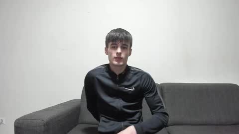 Snapshot of skinnyguywithbigd chatting on 01.01.25 skinnyguywithbigd online show from 01.01.25