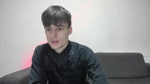 Snapshot of skinnyguywithbigd chatting on 01.05.25 skinnyguywithbigd online show from 01.05.25