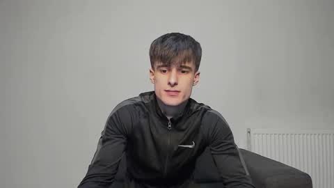 Snapshot of skinnyguywithbigd chatting on 09.10.25 skinnyguywithbigd online show from 09.10.25