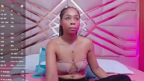 Snapshot of skinnysamantha chatting on 06.21.26 SAMANTHA online show from 06.21.26