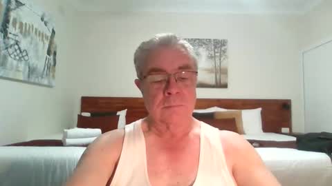 Snapshot of skipper1970 chatting on 12.19.25 Skipper1970 online show from 12.19.25