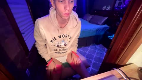 Snapshot of skittles933 chatting on 01.27.25 Skittles online show from 01.27.25