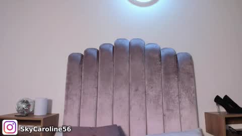 Sky Caroline online show from 02.21.25