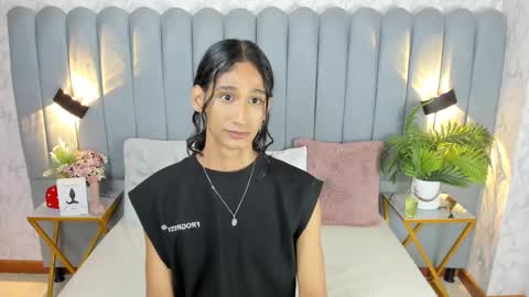 Snapshot of sky_fox_1 chatting on 01.07.25 STIVEN online show from 01.07.25