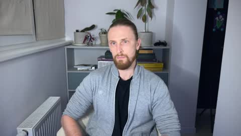 sky_guy25 online show from 10.20.25