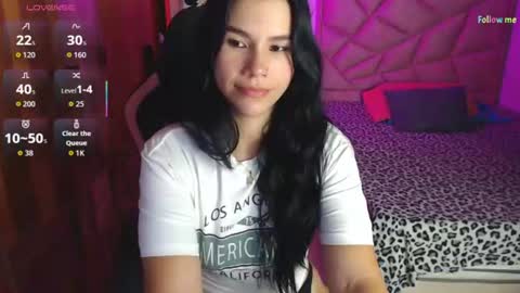 Snapshot of sky_lover_ chatting on 06.28.26 Sky online show from 06.28.26